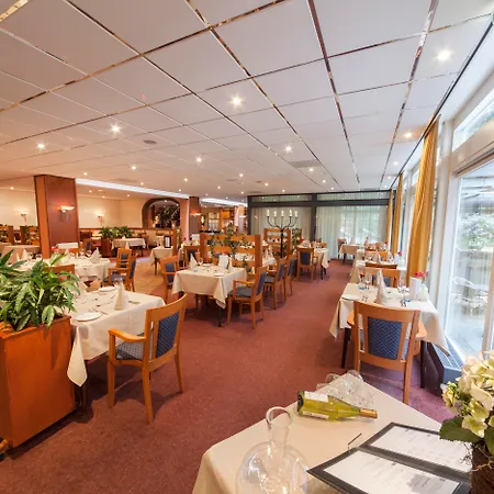 Fletcher Hotel-restaurant Paasberg لوخيم