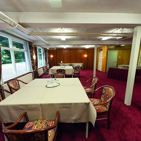 Fletcher Hotel-restaurant Paasberg 3*