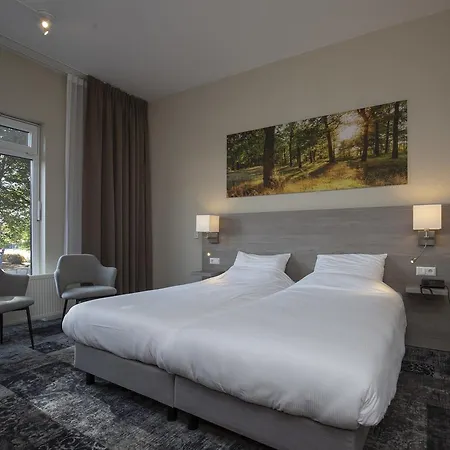 Fletcher Hotel-restaurant Paasberg فندق