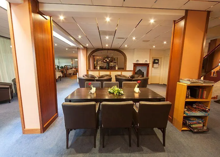 Fletcher Hotel-restaurant Paasberg 3*