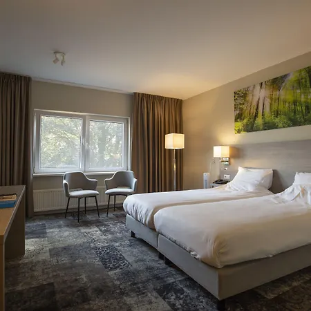 Fletcher Hotel-restaurant Paasberg Hotell 3*