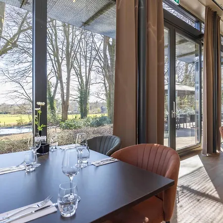 Fletcher Hotel-restaurant Paasberg Hotel 3*